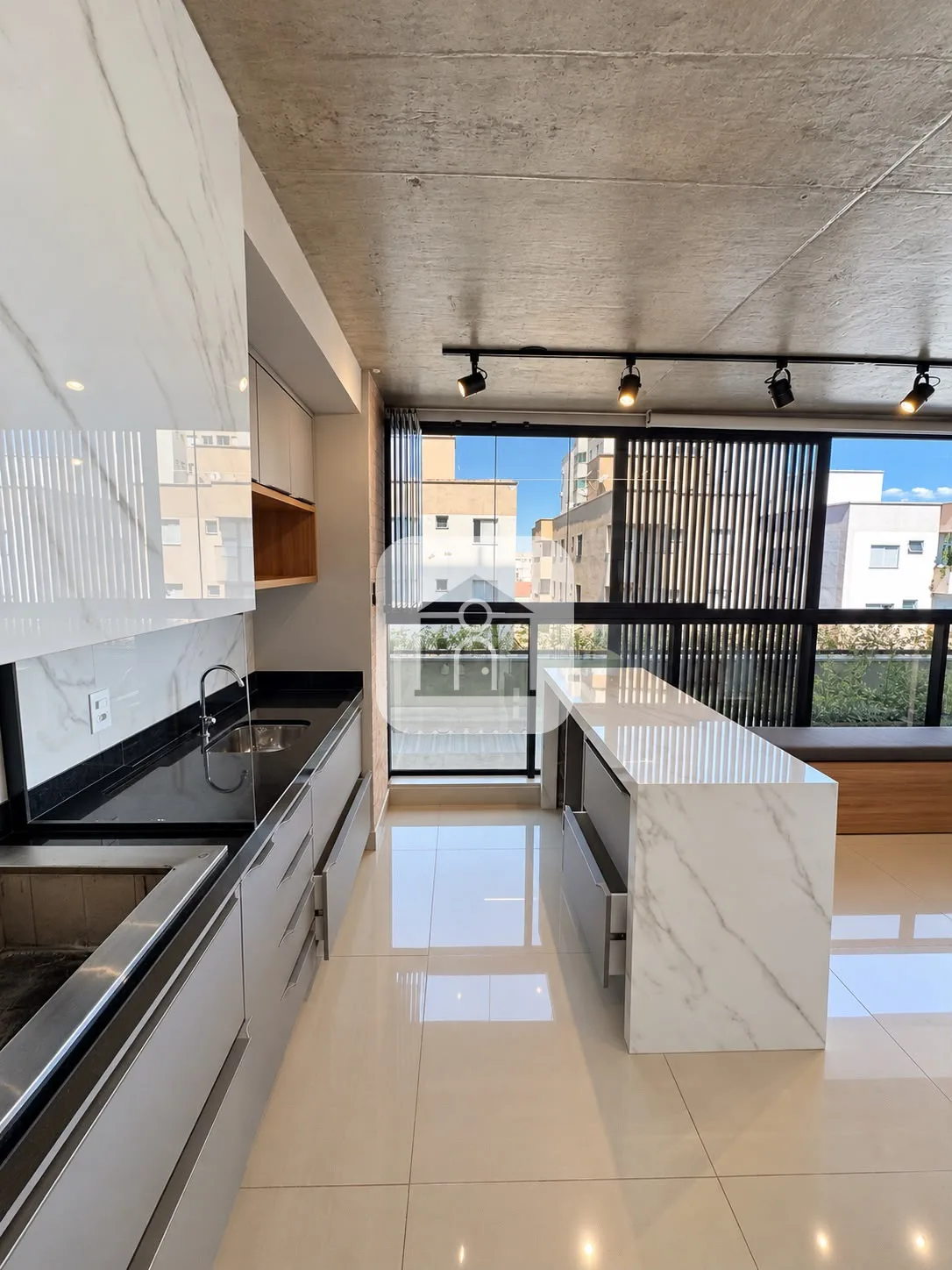 Alugar Apartamento / Padr&atilde;o em Uberl&acirc;ndia R$ 6.500,00 - Foto 3