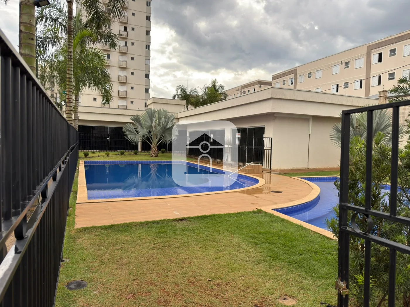 Alugar Apartamento / Padr&atilde;o em Uberl&acirc;ndia R$ 2.500,00 - Foto 18