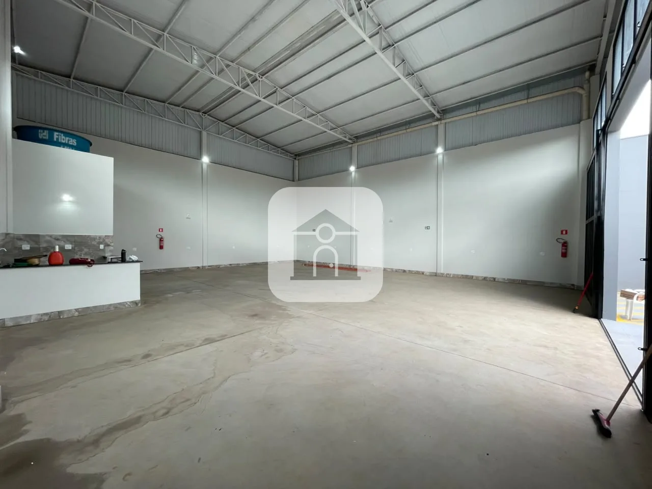 Alugar Comercial / Galp&atilde;o em Uberl&acirc;ndia R$ 7.000,00 - Foto 1