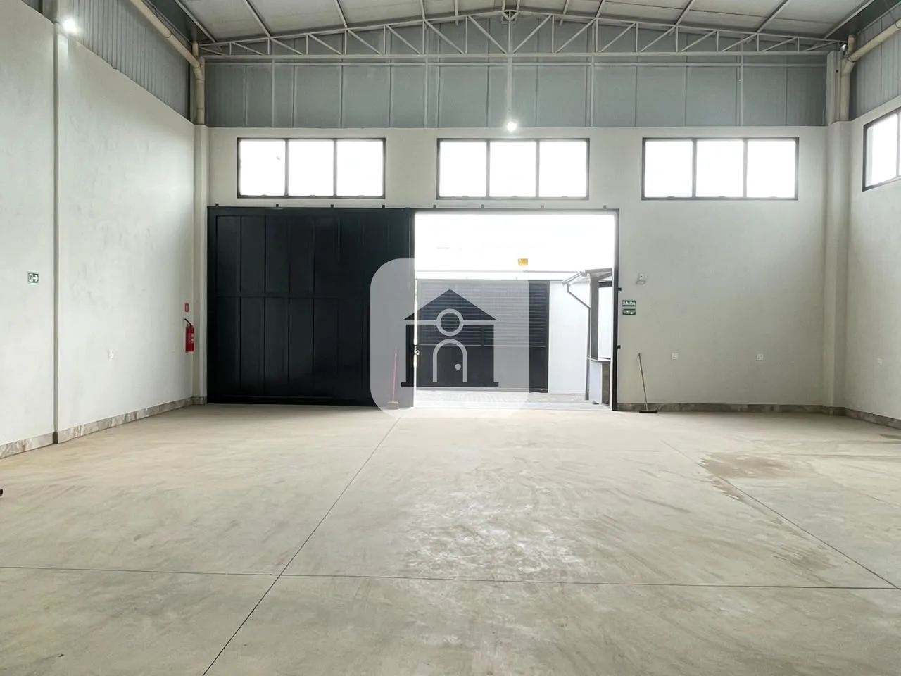 Alugar Comercial / Galp&atilde;o em Uberl&acirc;ndia R$ 7.000,00 - Foto 2