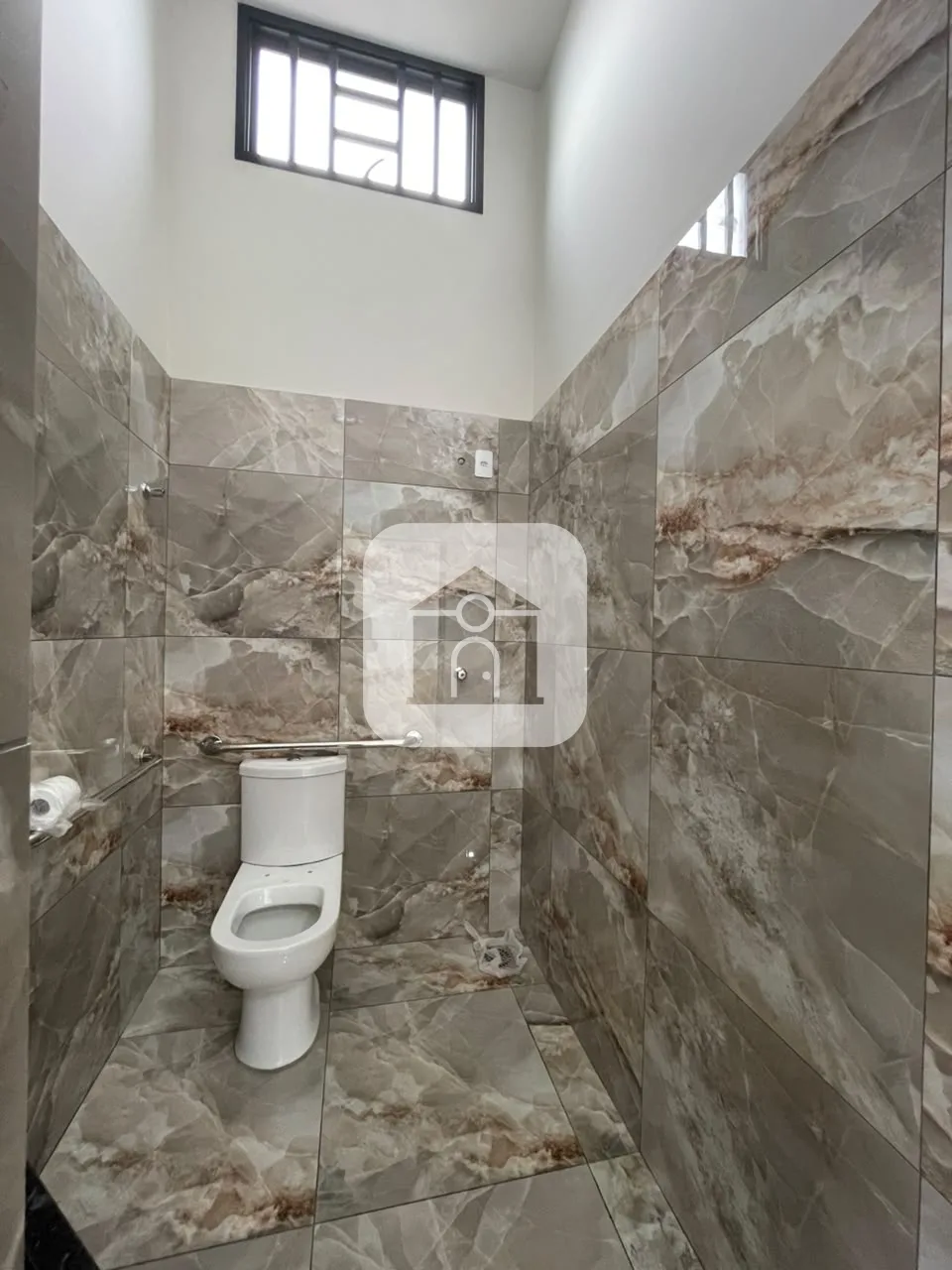 Alugar Comercial / Galp&atilde;o em Uberl&acirc;ndia R$ 7.000,00 - Foto 9