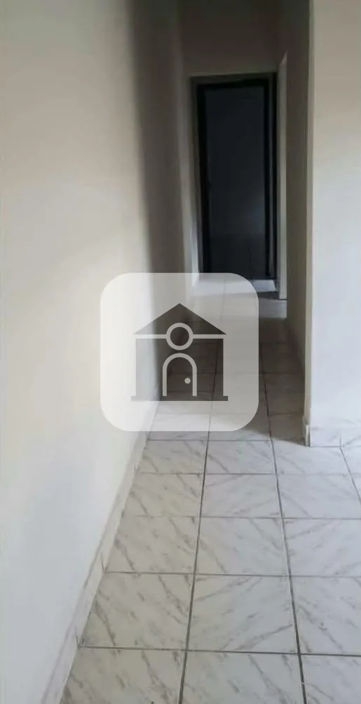 Alugar Casa / Col&ocirc;nia em Uberl&acirc;ndia R$ 1.100,00 - Foto 6