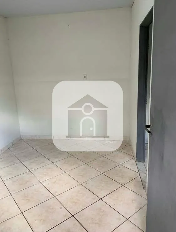Alugar Casa / Col&ocirc;nia em Uberl&acirc;ndia R$ 1.100,00 - Foto 7