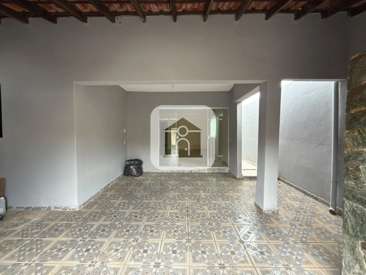Alugar Casa / Padr&atilde;o em Uberl&acirc;ndia R$ 2.800,00 - Foto 2