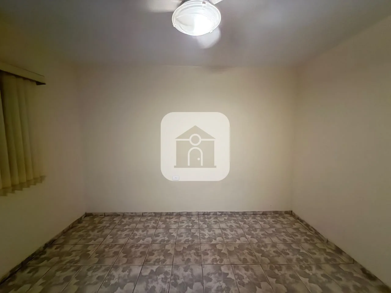Alugar Casa / Padr&atilde;o em Uberl&acirc;ndia R$ 2.800,00 - Foto 12