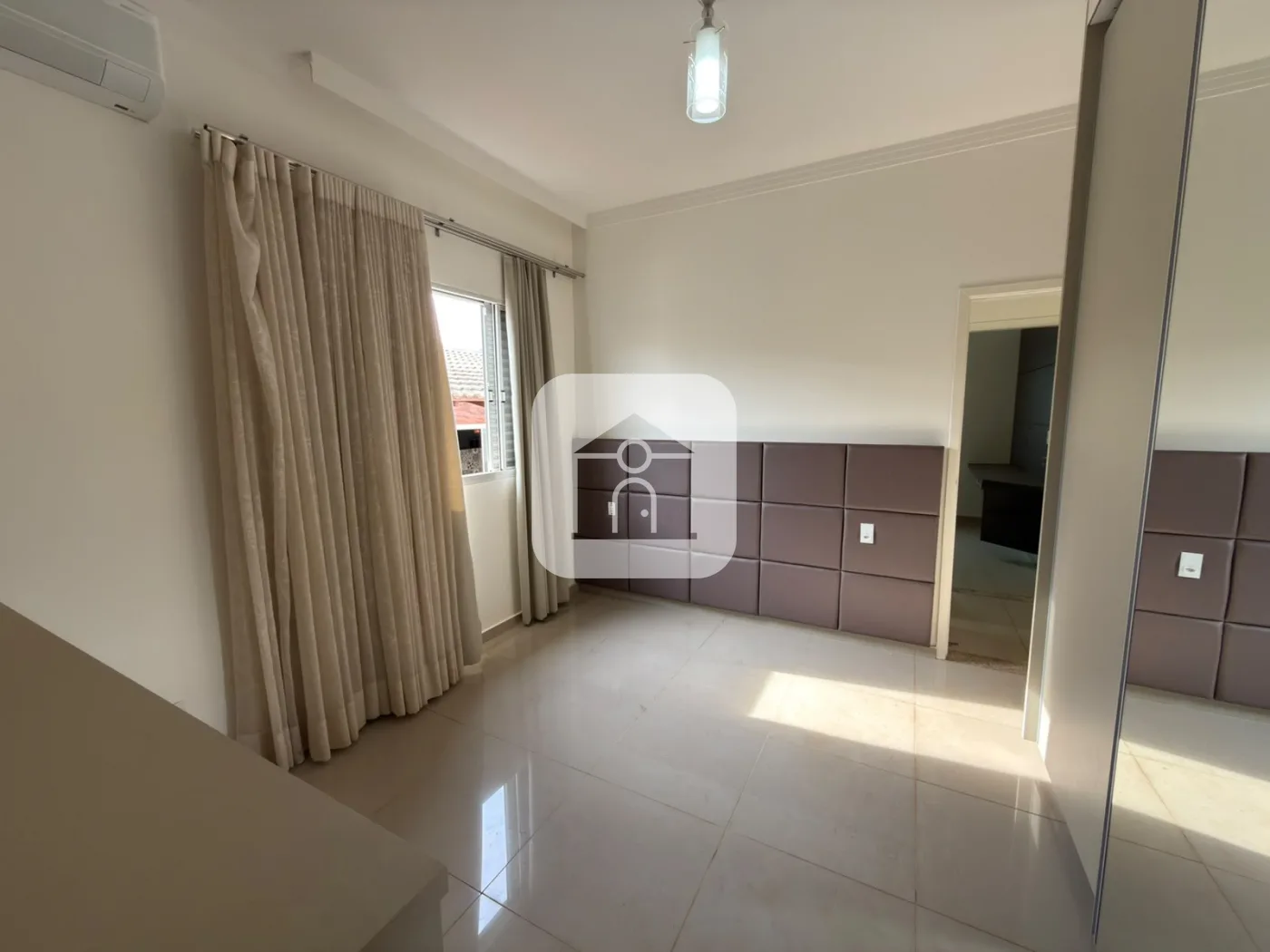 Alugar Casa / Padr&atilde;o em Uberl&acirc;ndia R$ 6.500,00 - Foto 15