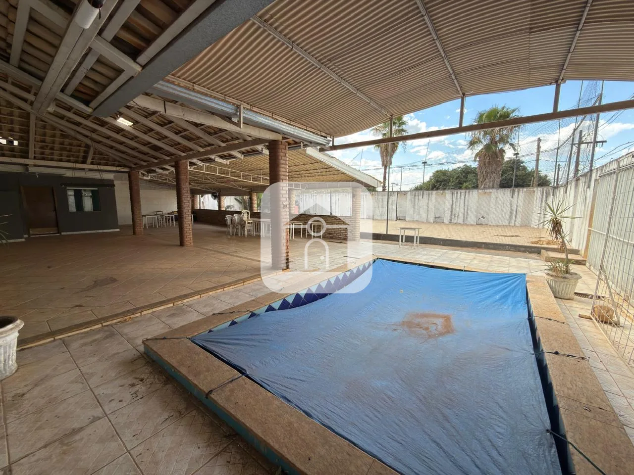 Alugar Comercial / Casa Comercial em Uberl&acirc;ndia R$ 4.400,00 - Foto 2