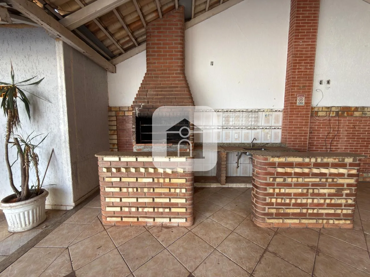 Alugar Comercial / Casa Comercial em Uberl&acirc;ndia R$ 4.400,00 - Foto 7