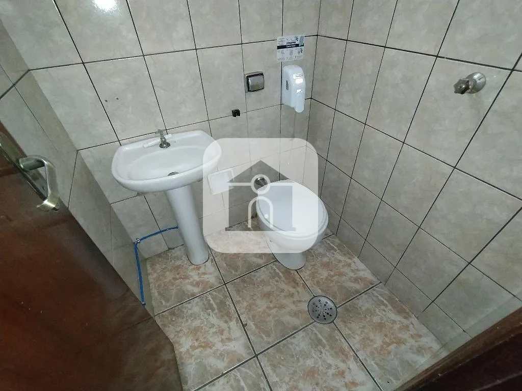 Alugar Comercial / Loja em Uberl&acirc;ndia R$ 4.200,00 - Foto 10