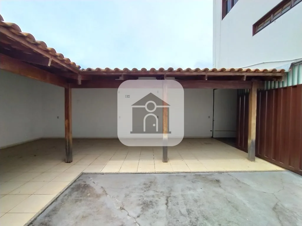 Alugar Comercial / Loja em Uberl&acirc;ndia R$ 4.200,00 - Foto 12