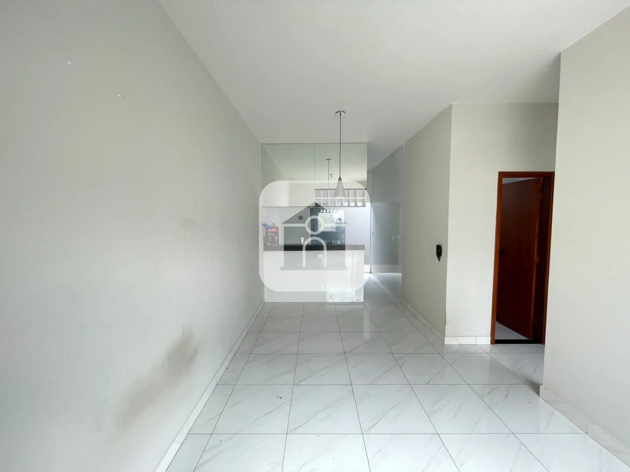 Alugar Casa / Padr&atilde;o em Uberl&acirc;ndia R$ 1.680,00 - Foto 3