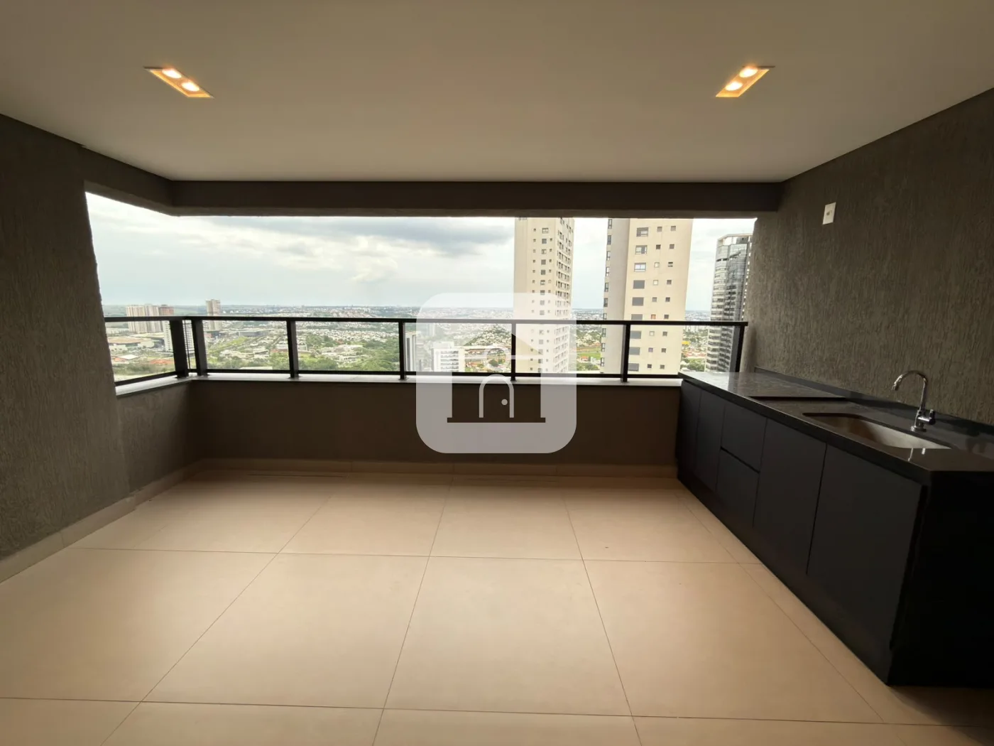 Alugar Apartamento / Padr&atilde;o em Uberl&acirc;ndia R$ 7.700,00 - Foto 5