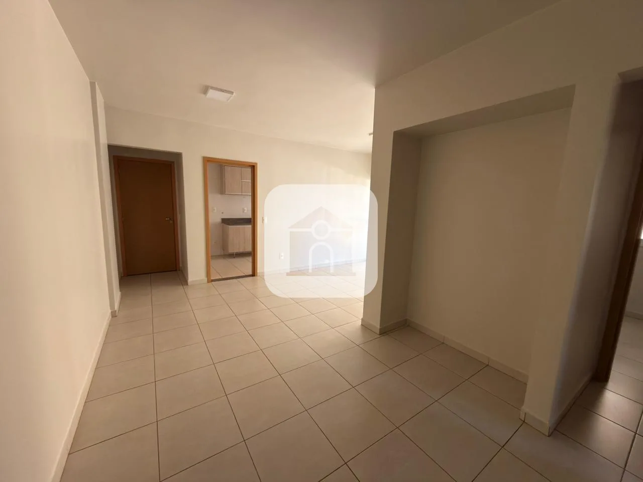 Alugar Apartamento / Padr&atilde;o em Uberl&acirc;ndia R$ 3.200,00 - Foto 3