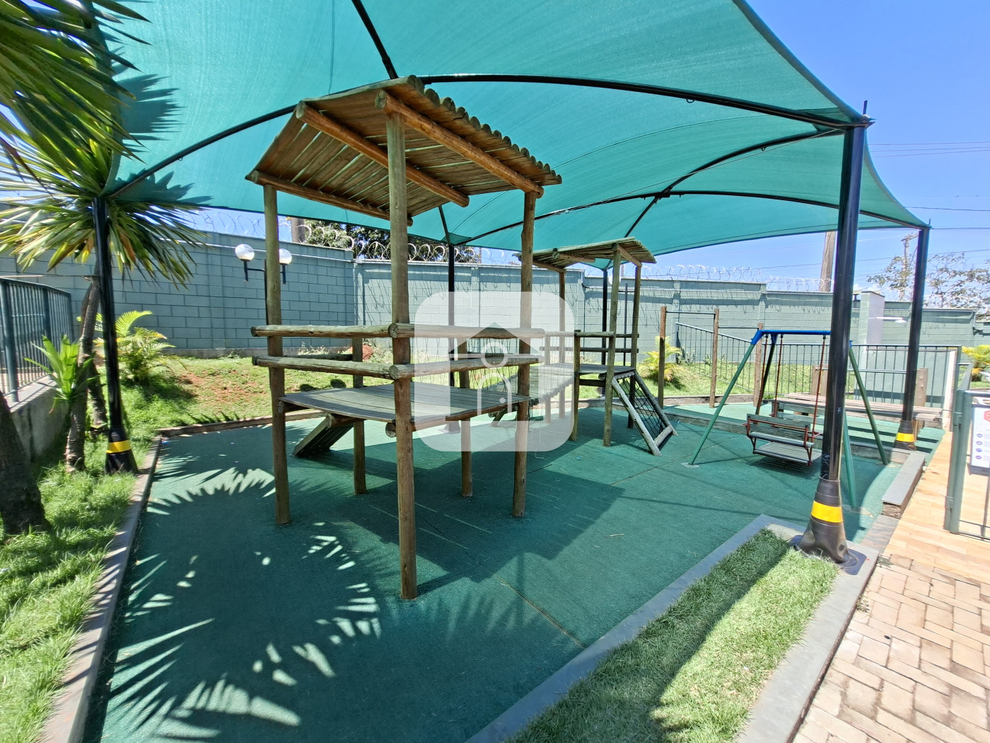 Comprar Apartamento / Padr&atilde;o em Uberl&acirc;ndia R$ 180.000,00 - Foto 8