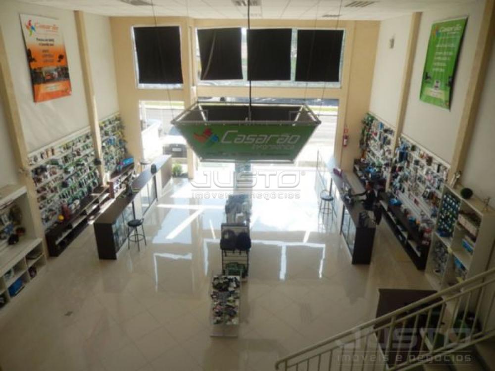 Alugar Comercial / Loja em S&atilde;o Leopoldo R$ 7.000,00 - Foto 2
