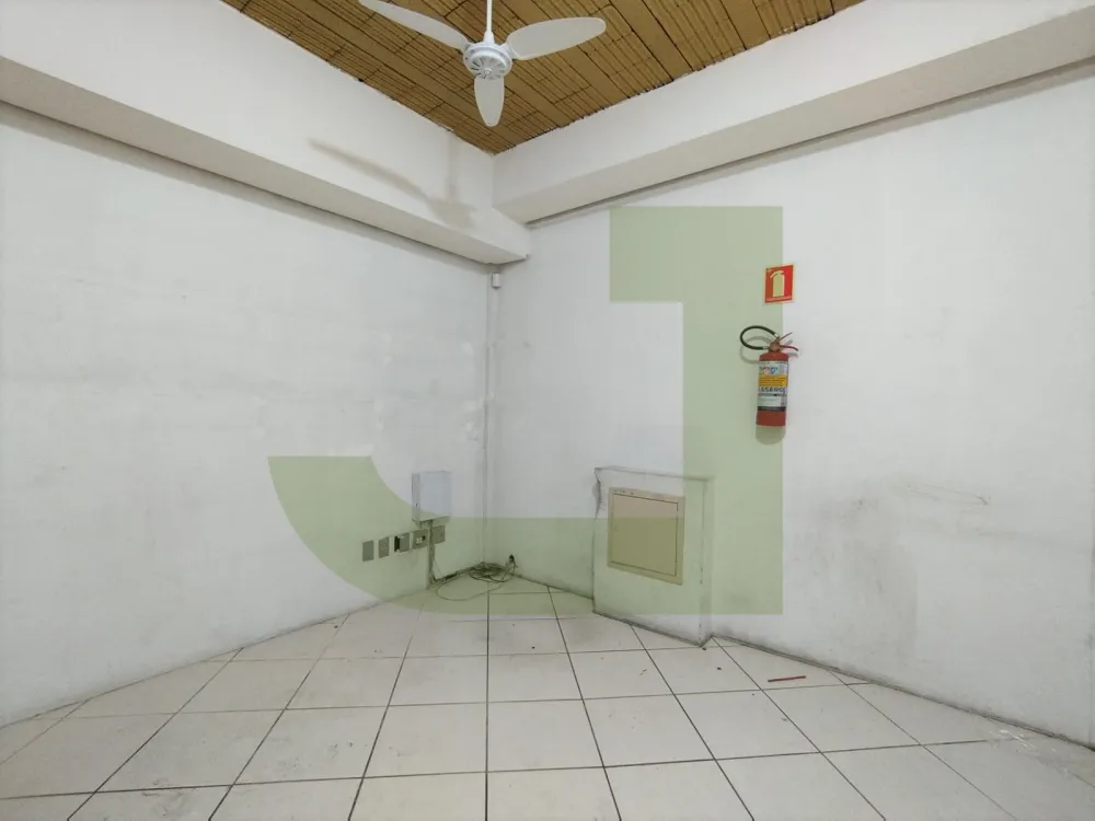 Alugar Comercial / Loja em Condom&iacute;nio em S&atilde;o Leopoldo R$ 5.500,00 - Foto 5