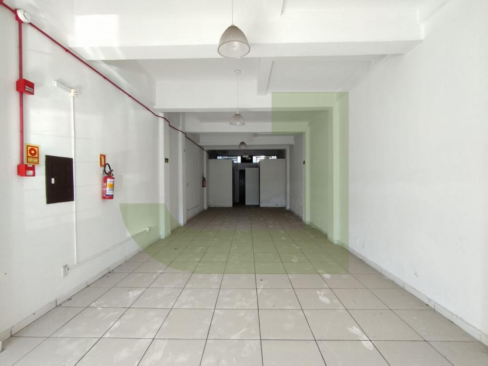 Alugar Comercial / Loja em Condom&iacute;nio em S&atilde;o Leopoldo R$ 3.350,00 - Foto 3