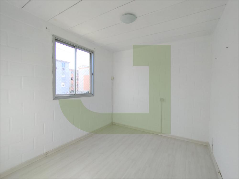 Alugar Apartamento / Padr&atilde;o em S&atilde;o Leopoldo R$ 750,00 - Foto 4