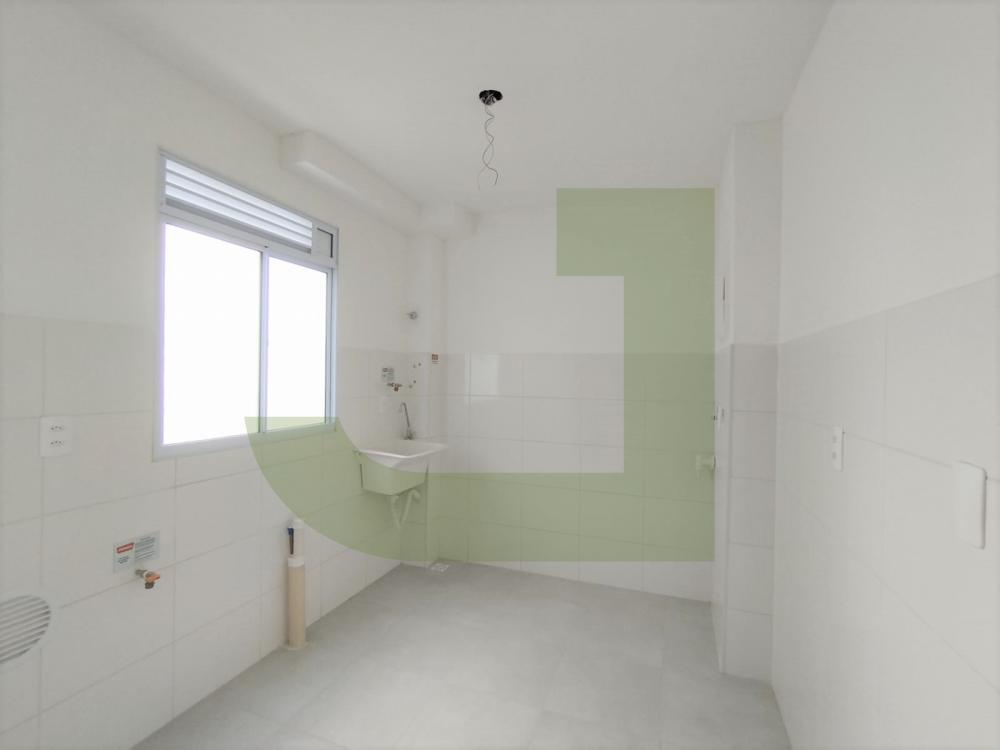 Alugar Apartamento / Padr&atilde;o em S&atilde;o Leopoldo R$ 1.000,00 - Foto 6