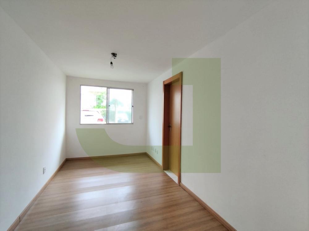 Alugar Apartamento / Padr&atilde;o em S&atilde;o Leopoldo R$ 700,00 - Foto 1