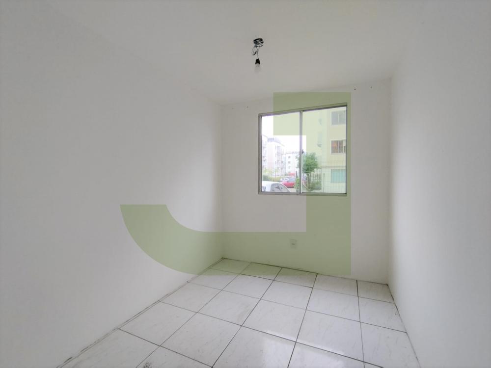Alugar Apartamento / Padr&atilde;o em S&atilde;o Leopoldo R$ 700,00 - Foto 4