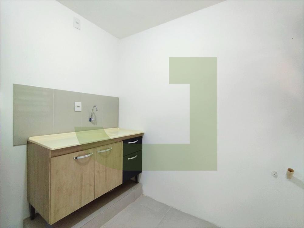 Alugar Apartamento / JK  Studio em S&atilde;o Leopoldo R$ 800,00 - Foto 4