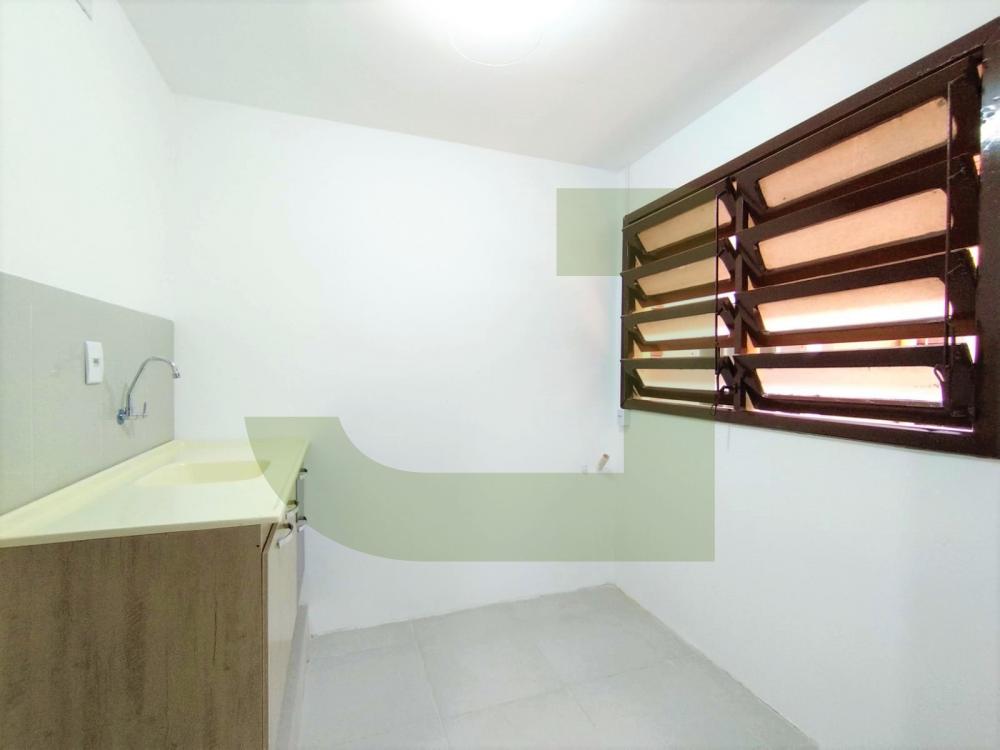 Alugar Apartamento / JK  Studio em S&atilde;o Leopoldo R$ 800,00 - Foto 5