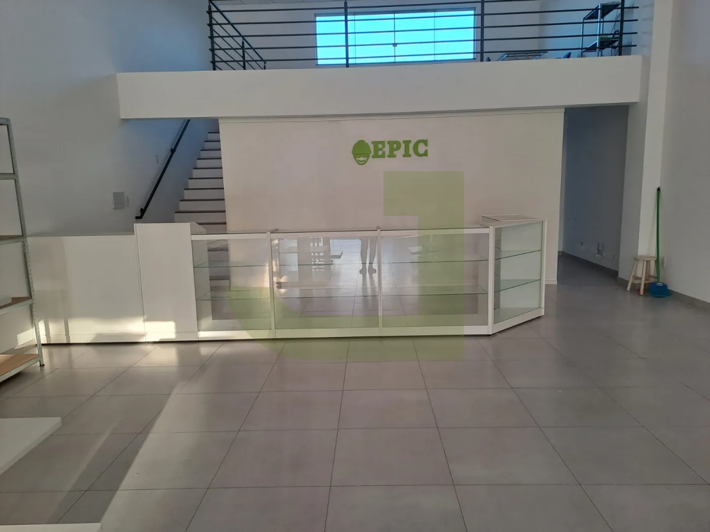 Comprar Comercial / Loja em S&atilde;o Leopoldo R$ 800.000,00 - Foto 5