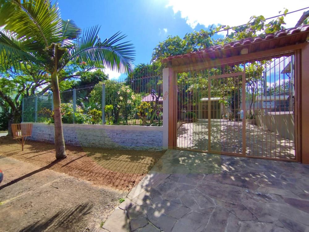 Alugar Casa / Residencial em S&atilde;o Leopoldo R$ 3.000,00 - Foto 1
