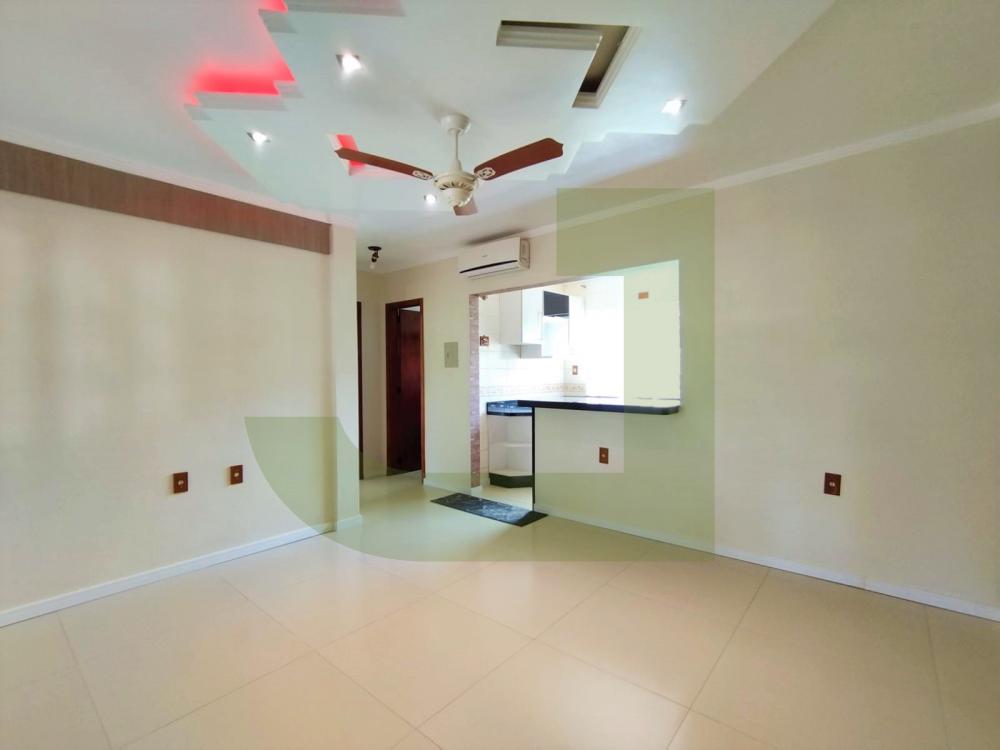 Alugar Casa / Residencial em S&atilde;o Leopoldo R$ 3.000,00 - Foto 3