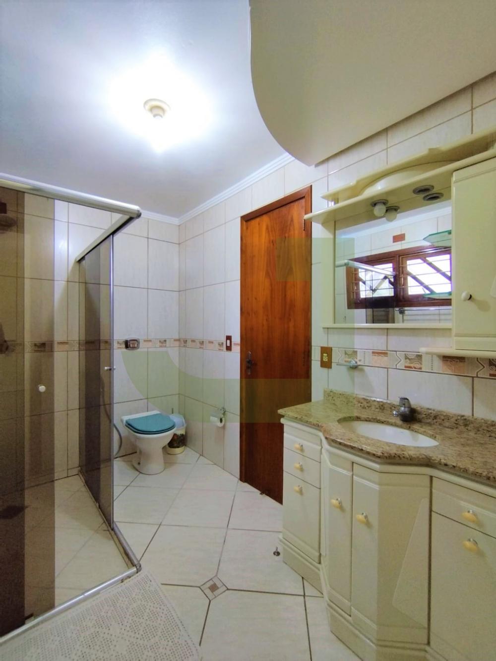 Alugar Casa / Residencial em S&atilde;o Leopoldo R$ 3.000,00 - Foto 8