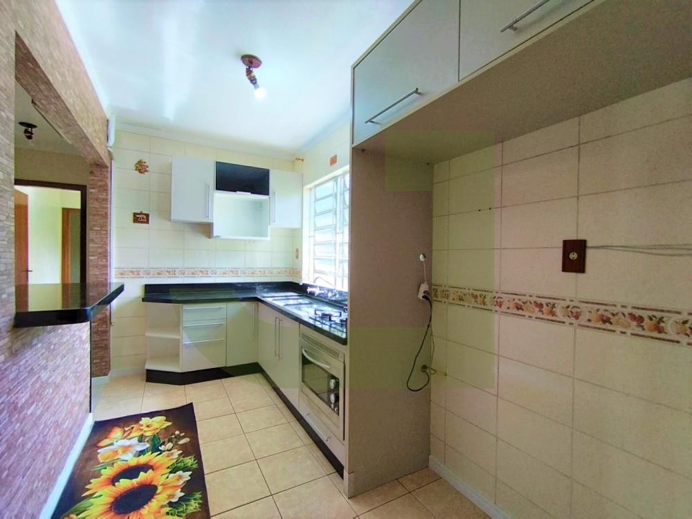 Alugar Casa / Residencial em S&atilde;o Leopoldo R$ 3.000,00 - Foto 11