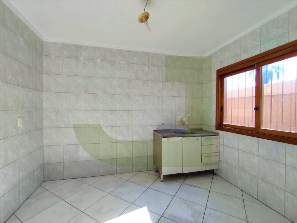 Alugar Casa / Residencial em S&atilde;o Leopoldo R$ 2.300,00 - Foto 6