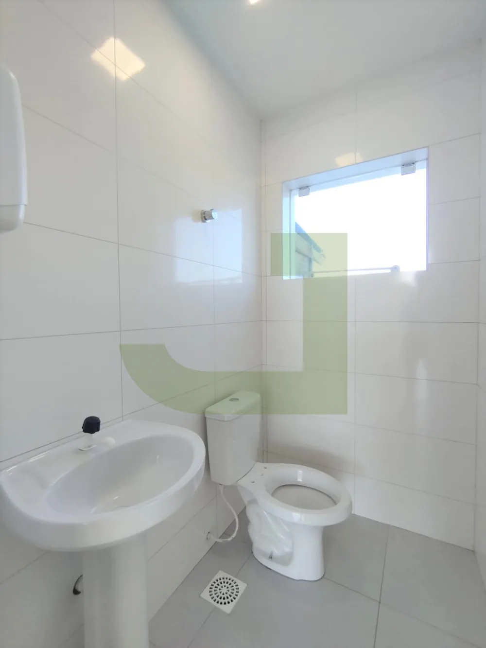 Alugar Comercial / Loja em S&atilde;o Leopoldo R$ 3.900,00 - Foto 9