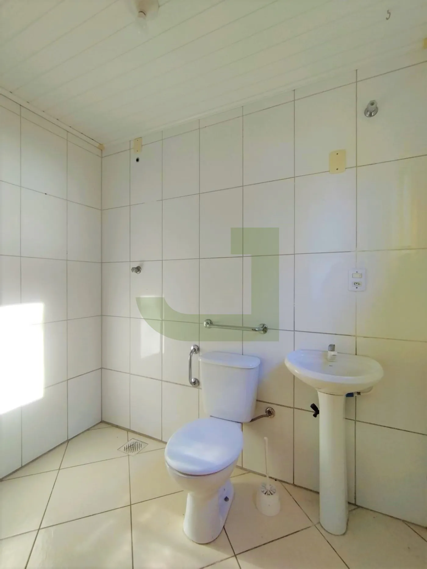 Alugar Comercial / Loja em S&atilde;o Leopoldo R$ 2.000,00 - Foto 6