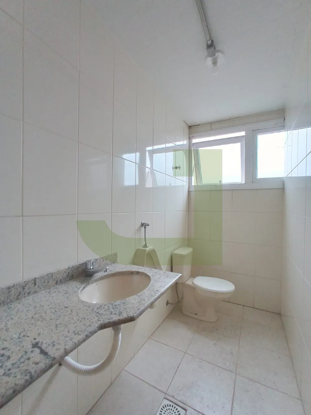 Alugar Comercial / Pavilh&atilde;o em S&atilde;o Leopoldo R$ 30.980,07 - Foto 9