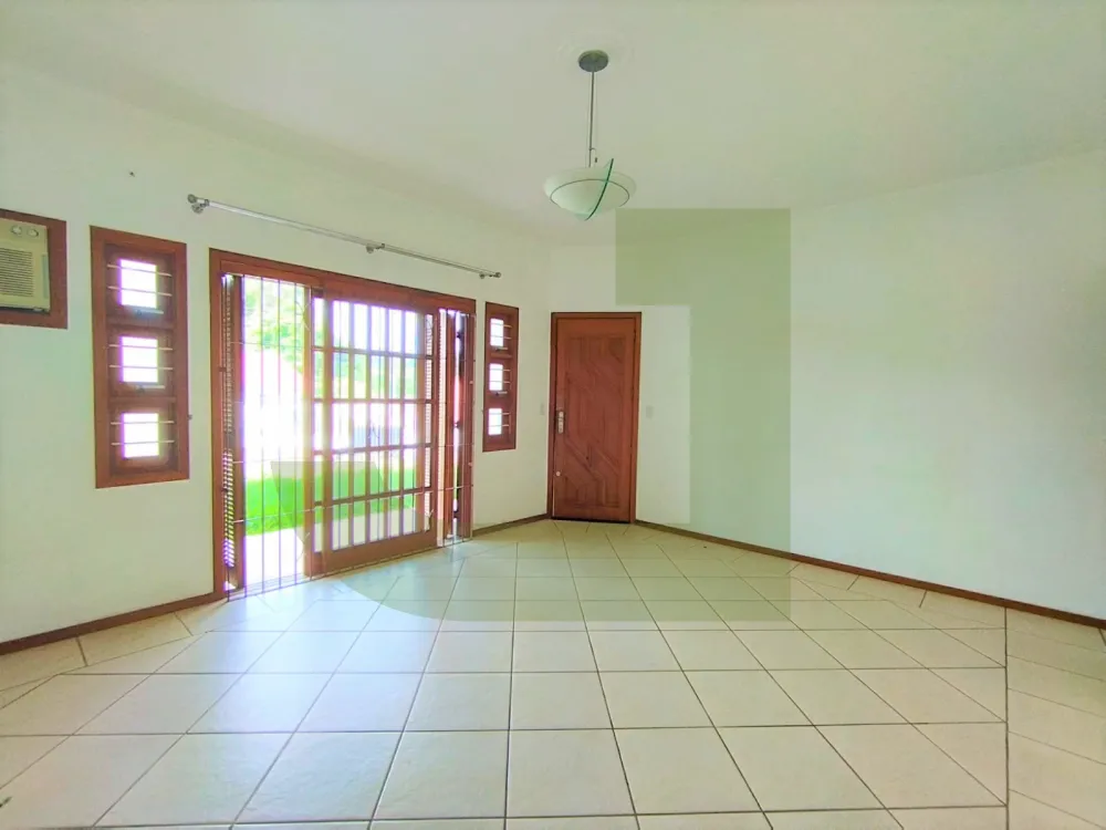 Alugar Casa / Residencial em S&atilde;o Leopoldo R$ 4.000,00 - Foto 2