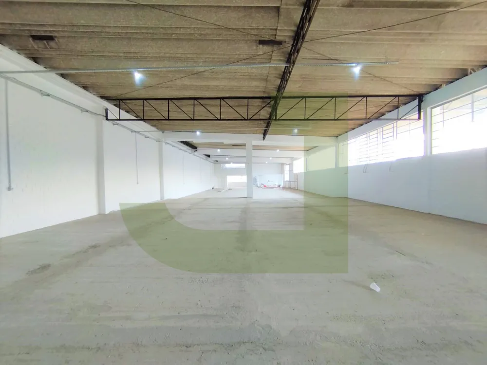 Alugar Comercial / Pavilh&atilde;o em S&atilde;o Leopoldo R$ 12.000,00 - Foto 3