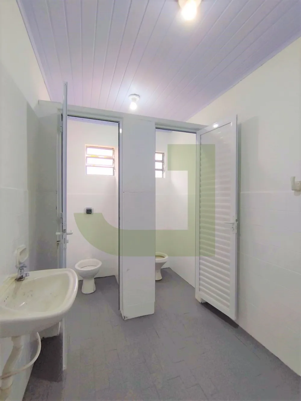 Alugar Comercial / Pavilh&atilde;o em S&atilde;o Leopoldo R$ 12.000,00 - Foto 14