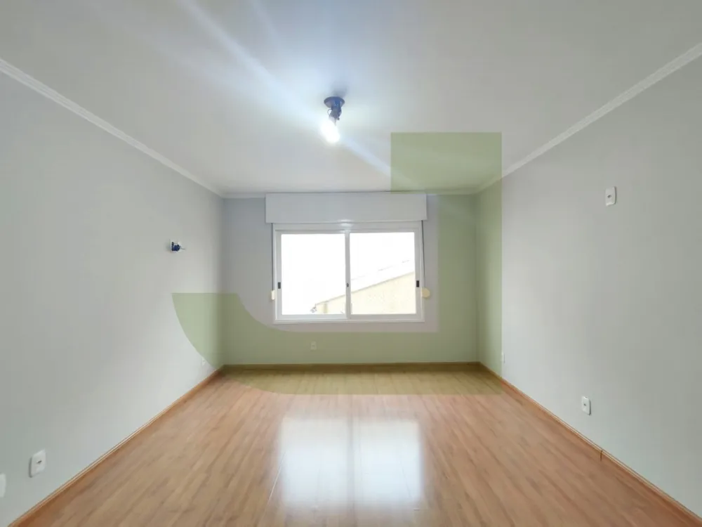 Alugar Apartamento / Padr&atilde;o em S&atilde;o Leopoldo R$ 1.800,00 - Foto 2
