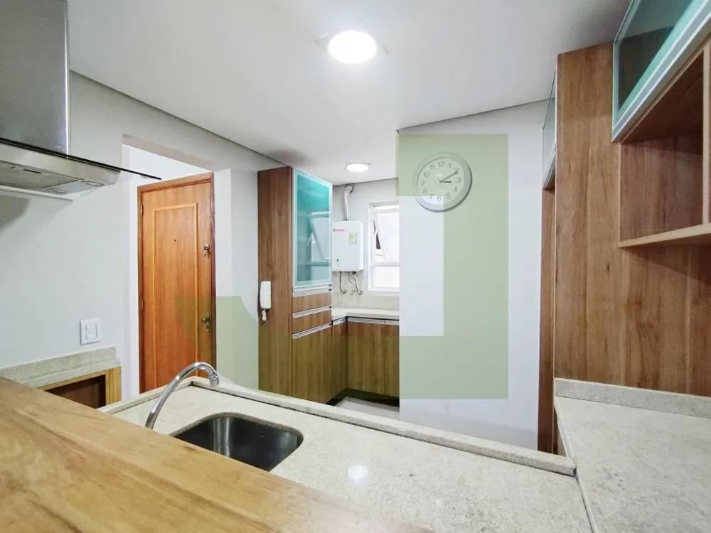 Alugar Apartamento / Padr&atilde;o em S&atilde;o Leopoldo R$ 1.800,00 - Foto 4