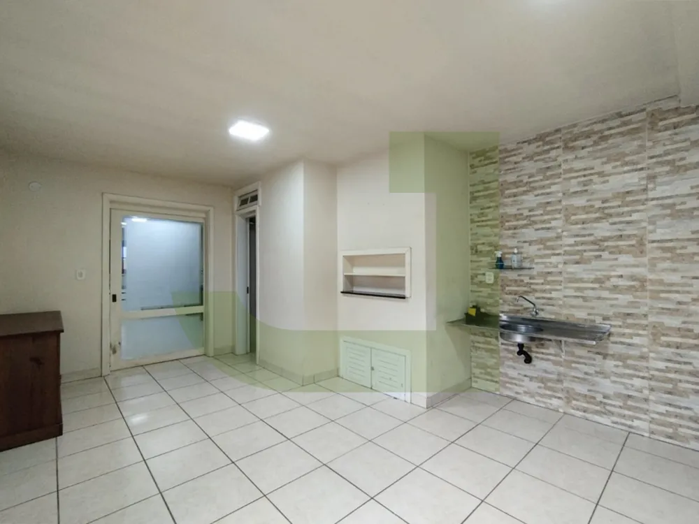 Alugar Casa / Residencial em S&atilde;o Leopoldo R$ 2.500,00 - Foto 10