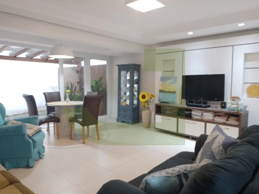 Comprar Casa / Condom&iacute;nio em S&atilde;o Leopoldo R$ 850.000,00 - Foto 4