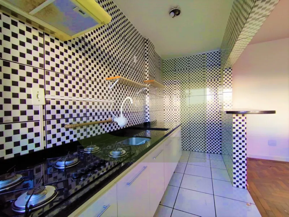 Alugar Apartamento / Padr&atilde;o em S&atilde;o Leopoldo R$ 1.520,00 - Foto 8