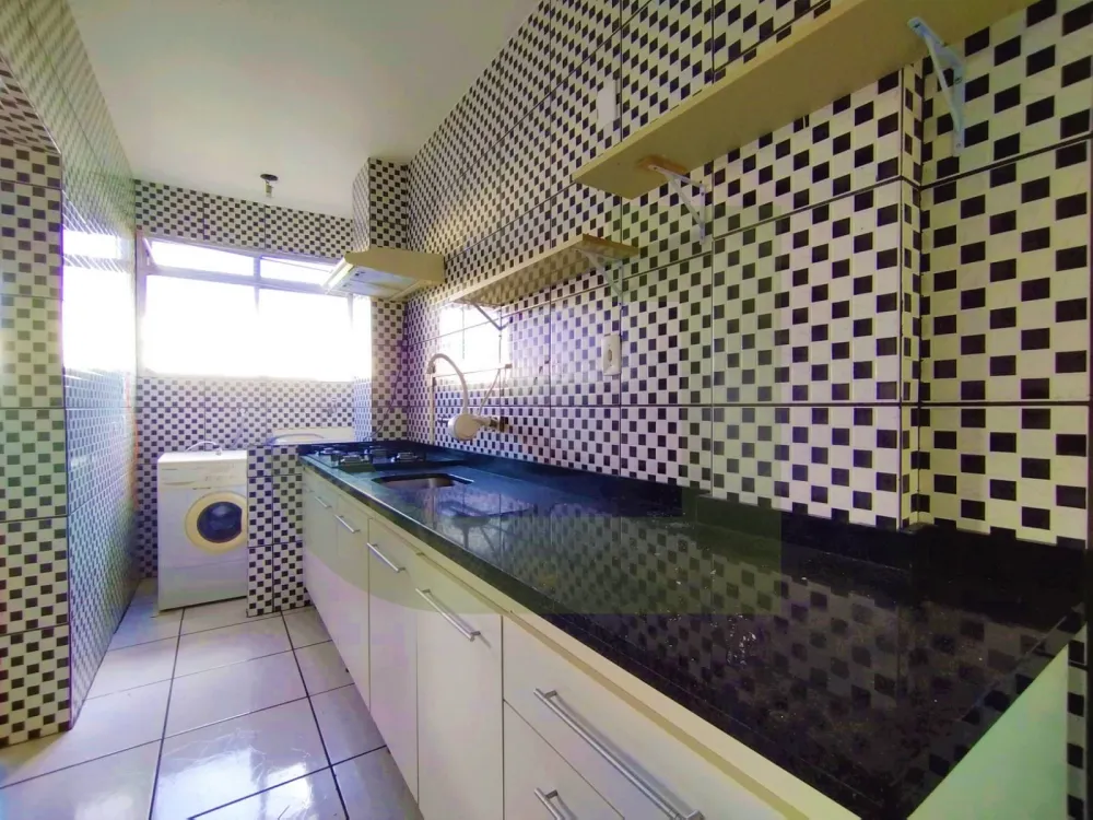 Alugar Apartamento / Padr&atilde;o em S&atilde;o Leopoldo R$ 1.520,00 - Foto 9