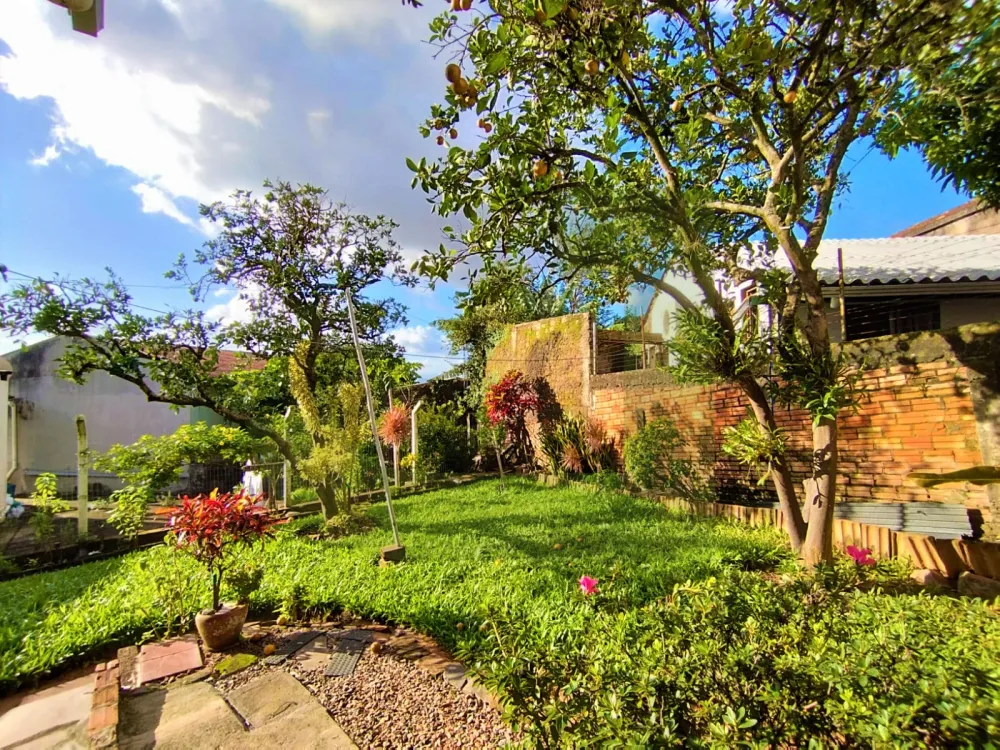 Alugar Casa / Residencial em S&atilde;o Leopoldo R$ 1.800,00 - Foto 15