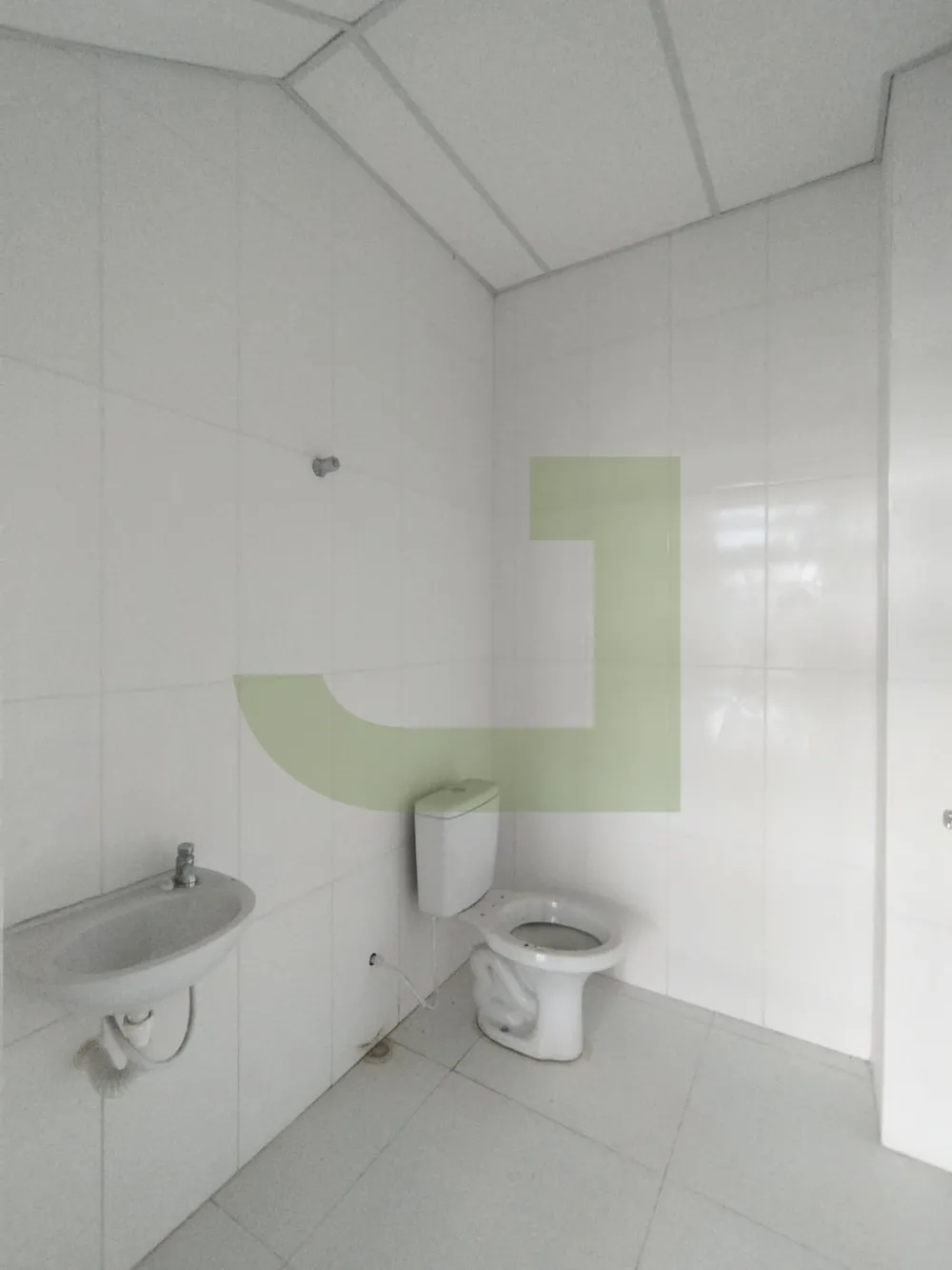 Alugar Comercial / Loja em Condom&iacute;nio em S&atilde;o Leopoldo R$ 8.000,00 - Foto 5