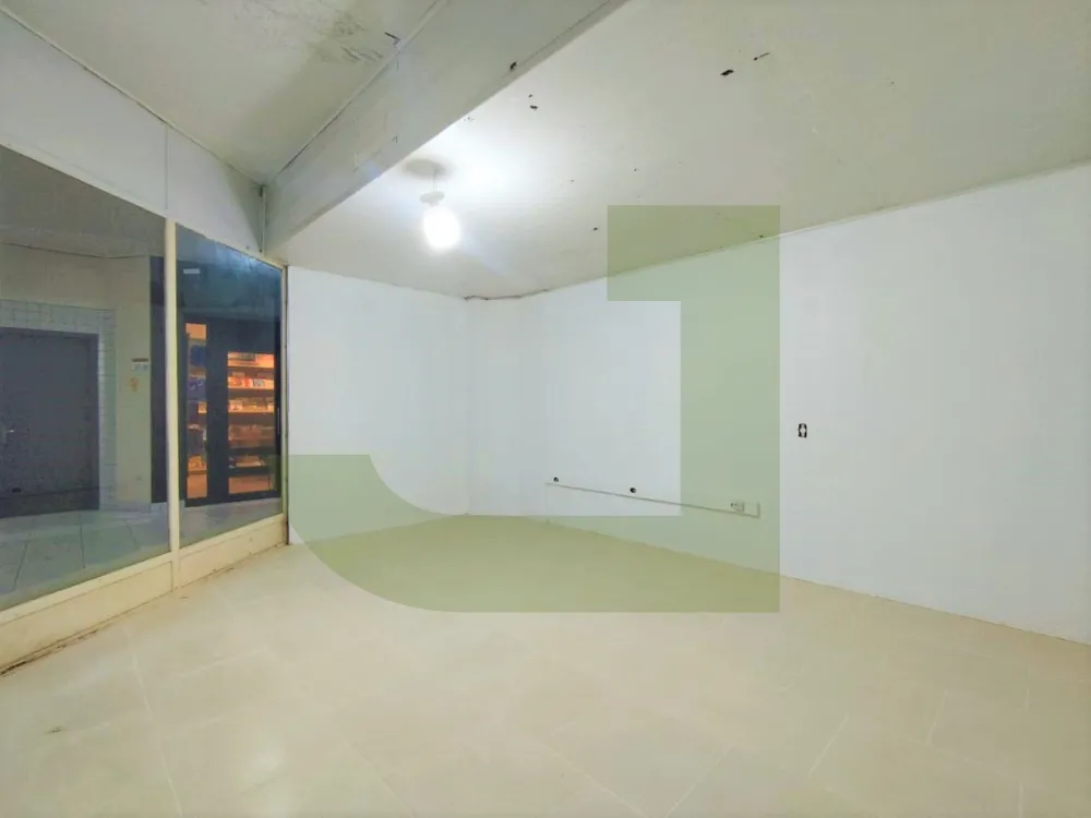 Alugar Comercial / Loja em Condom&iacute;nio em S&atilde;o Leopoldo R$ 5.500,00 - Foto 3