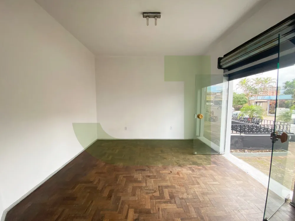 Comprar Casa / Comercial em S&atilde;o Leopoldo R$ 650.000,00 - Foto 2