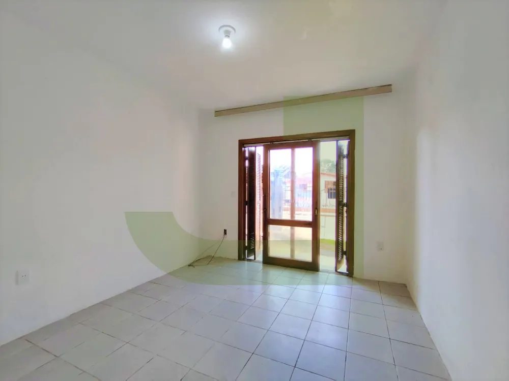 Alugar Casa / Residencial em S&atilde;o Leopoldo R$ 2.300,00 - Foto 2
